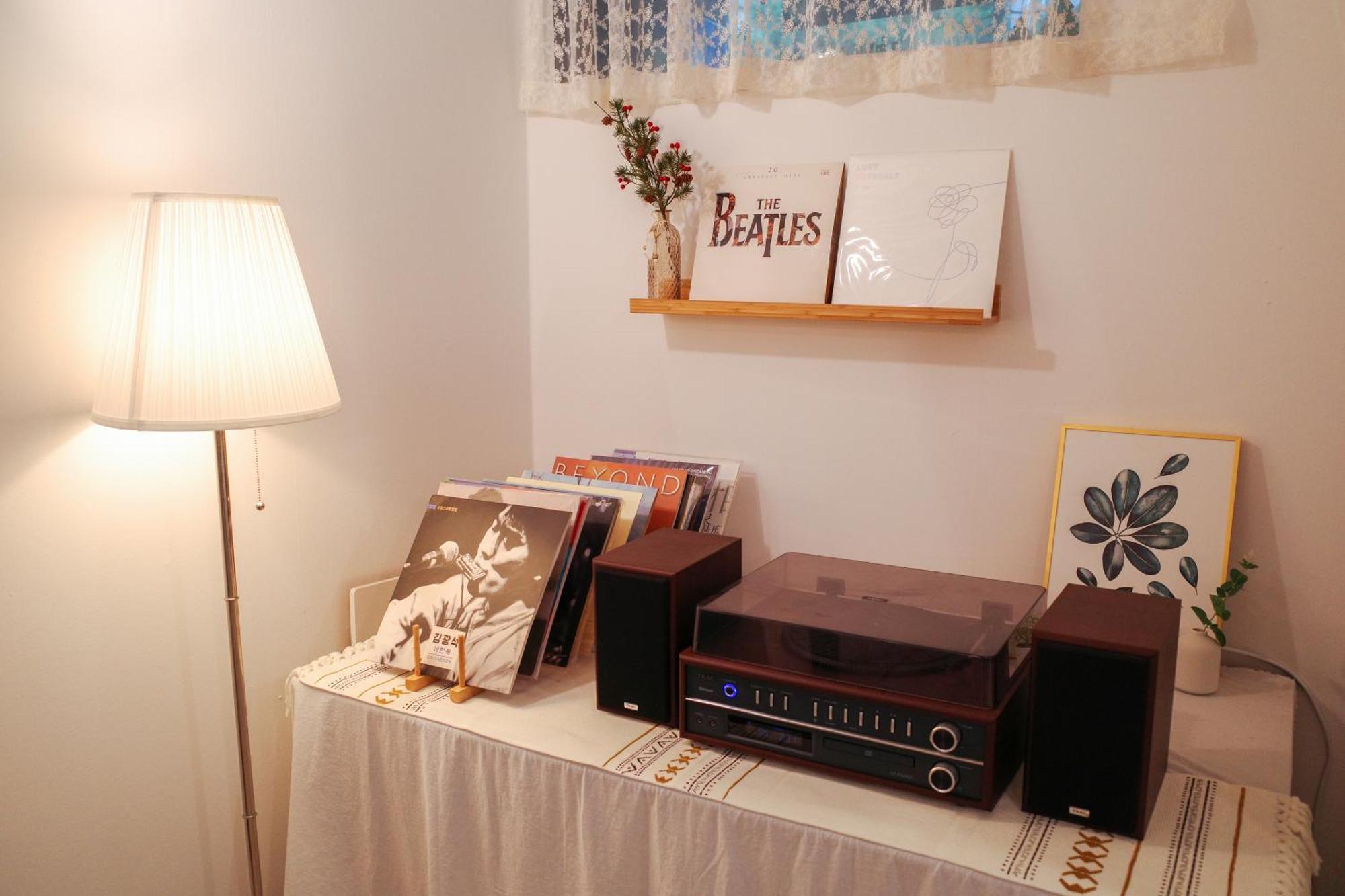 Starria Hostel Foreign Guest Only Seoul Exterior photo