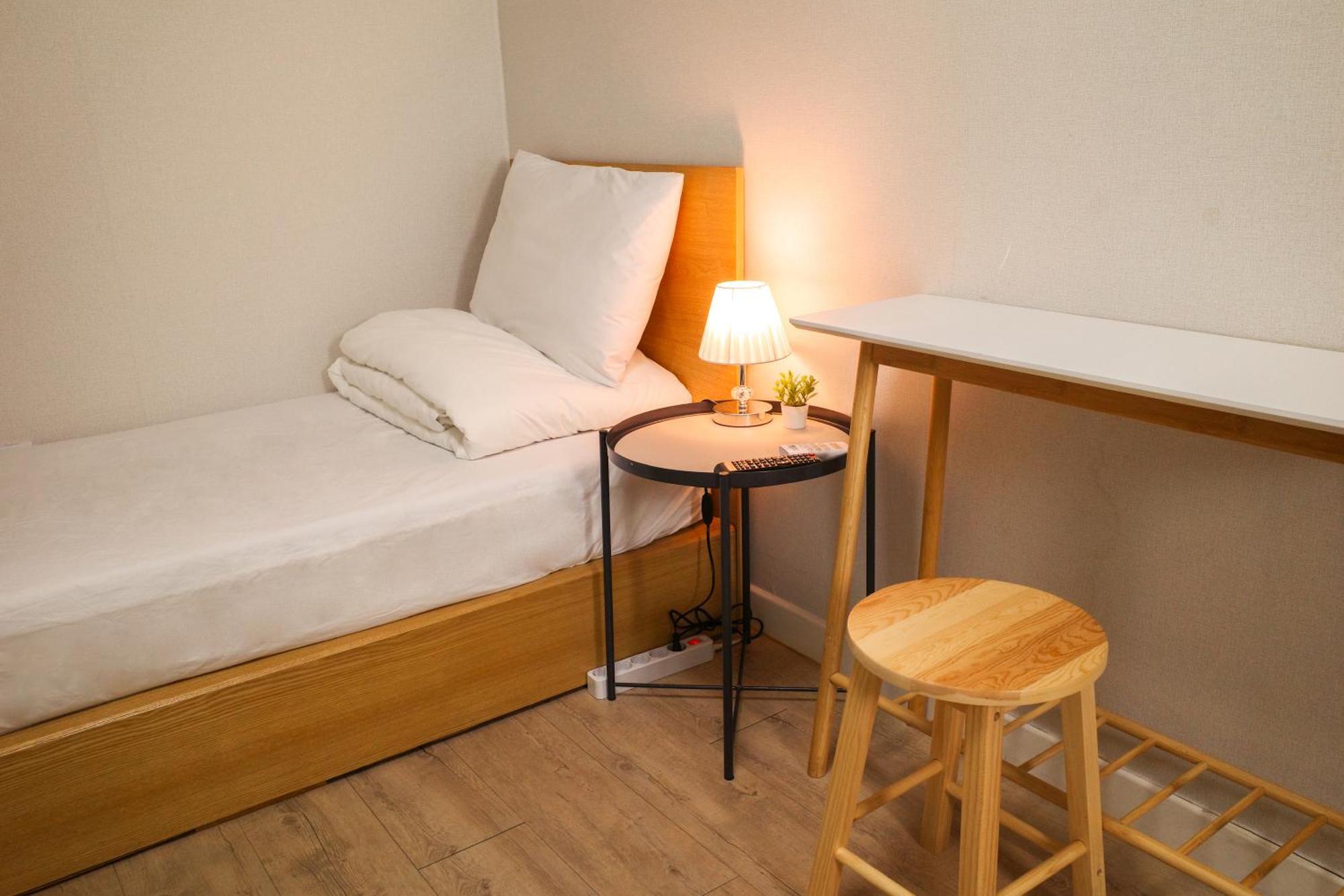 Starria Hostel Foreign Guest Only Seoul Room photo