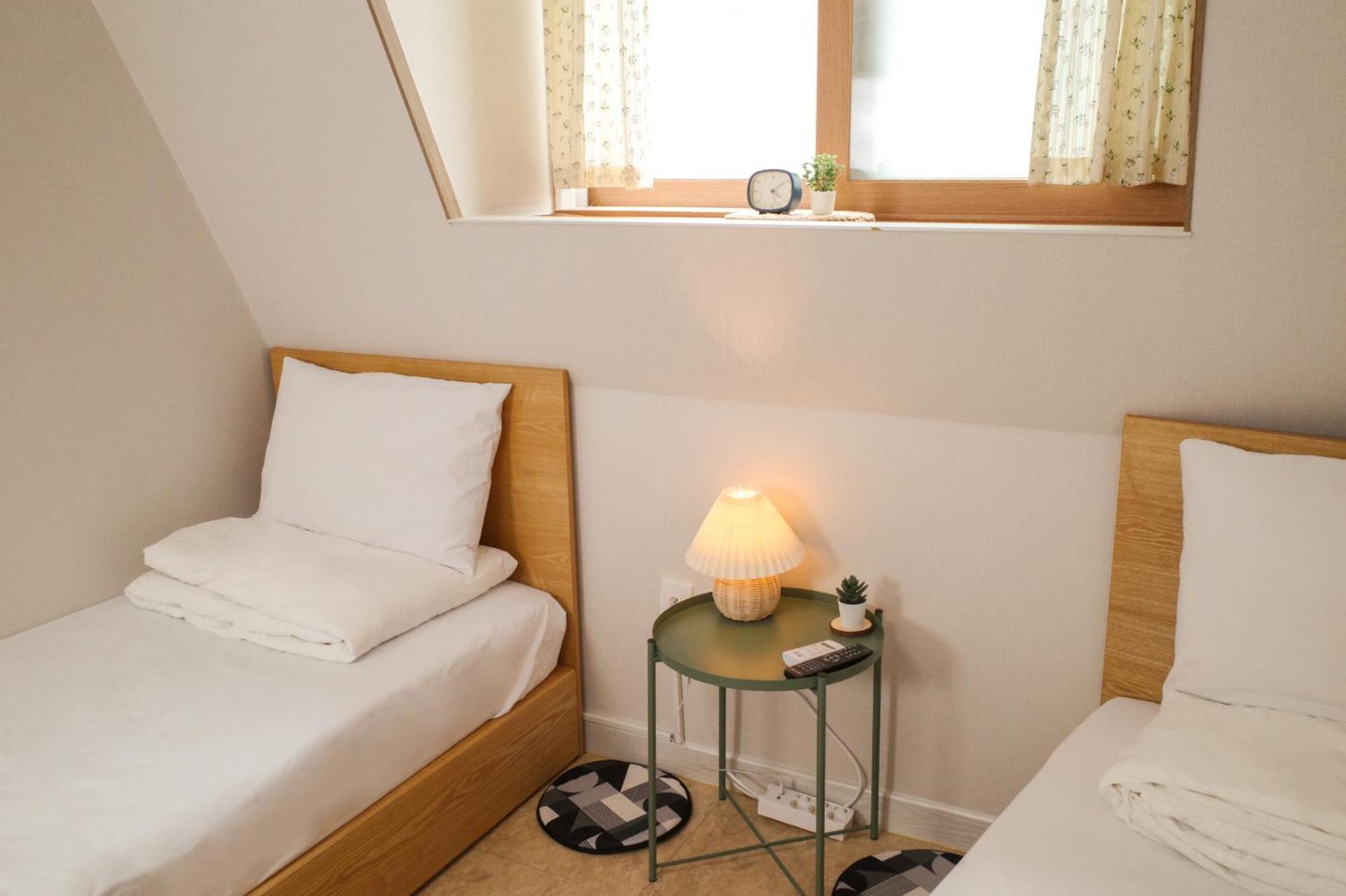 Starria Hostel Foreign Guest Only Seoul Room photo