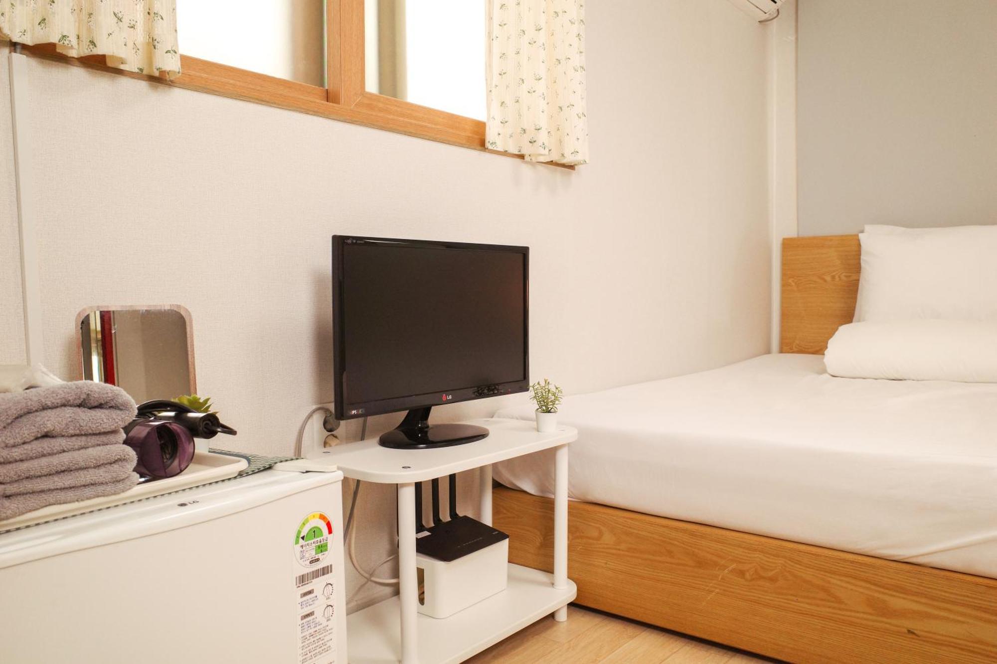 Starria Hostel Foreign Guest Only Seoul Room photo